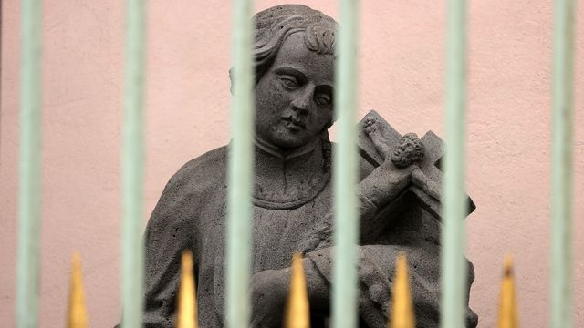 Mille cas d'abus sexuels documentés dans l'Eglise catholique en Suisse. [Friedemann Vogel - EPA/Keystone]