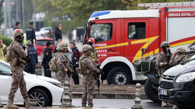 Explosion symbolique le 01.10.2023 au cœur d’Ankara, visant la rentrée parlementaire des députés turcs. [Necati Savas - EPA/Keystone]