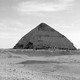 La pyramide rhomboïdale. [© Collection Roger-Viollet - AFP]
